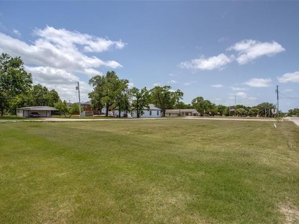 529 N 4th Street, Princeton, TX 75407