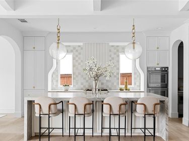 6454 Kenwood Avenue, Dallas, TX 75214