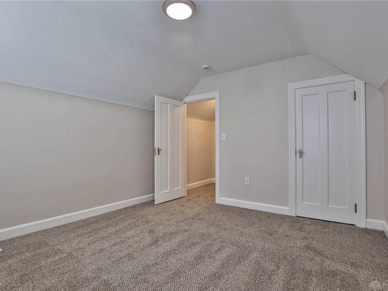 405 Home Avenue, Cincinnati, OH 45215 Photo 21