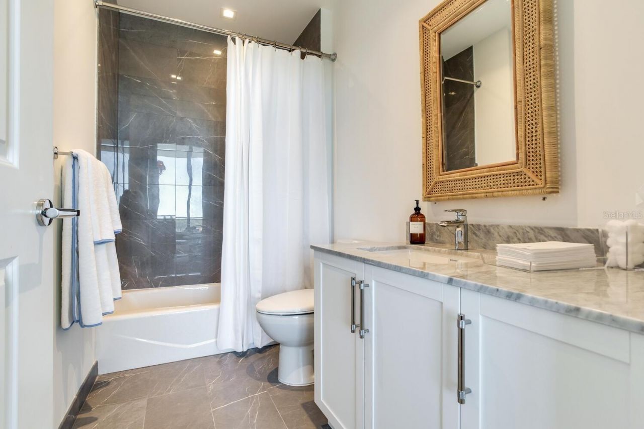 3015 S Ysabella Avenue, Unit 904, Tampa, FL 33629 Photo