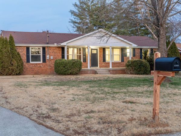 205 Hazelnut Ct, Clarksville, TN 37042