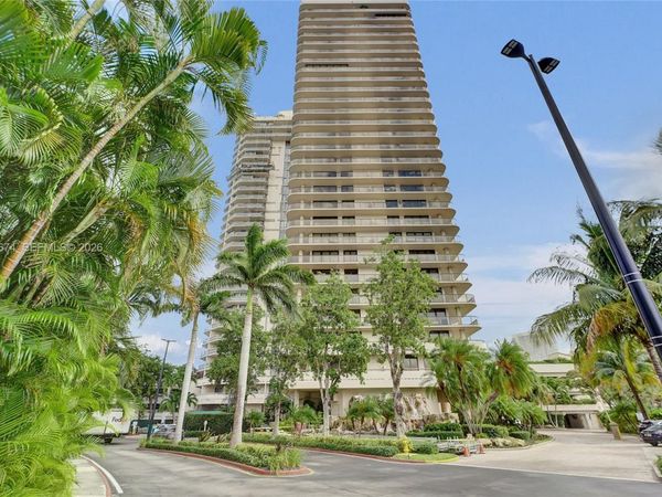 19667 Turnberry Way, Unit 12F, Aventura, FL 33180