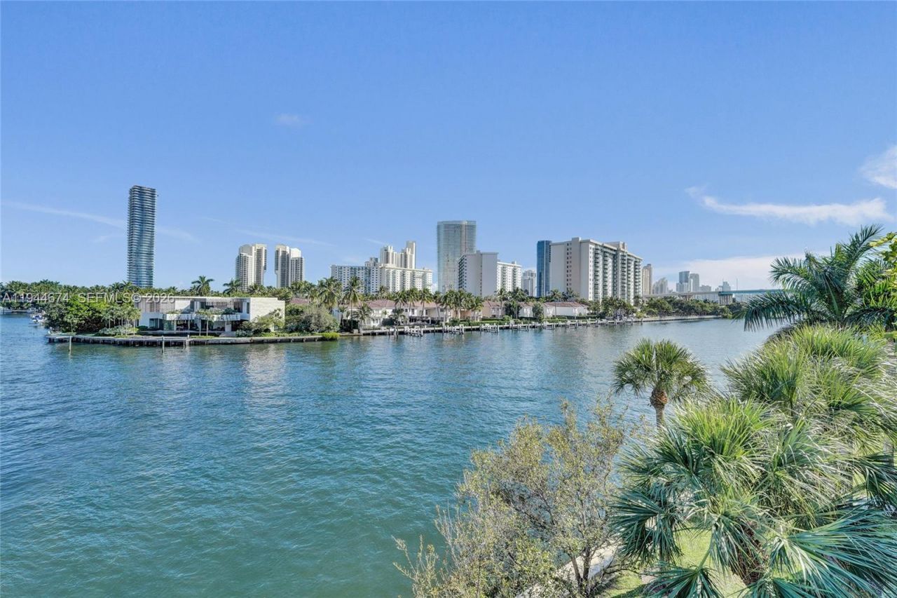 19667 Turnberry Way, Unit 12F, Aventura, FL 33180 Photo