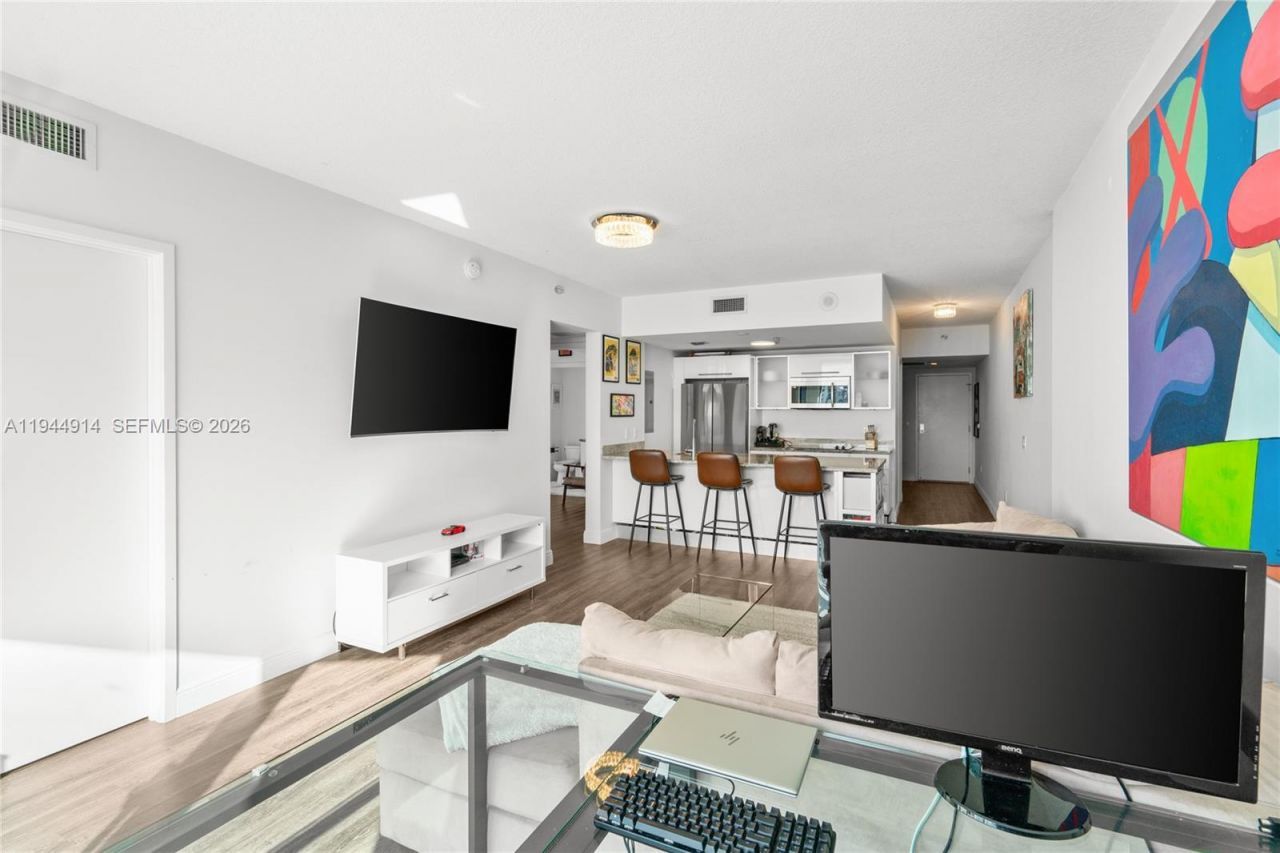 185 SW 7th St , Unit 2702, Miami, FL 33130 Photo