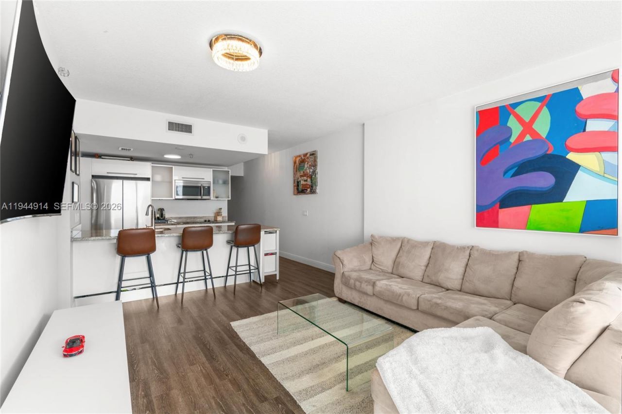 185 SW 7th St , Unit 2702, Miami, FL 33130 Photo