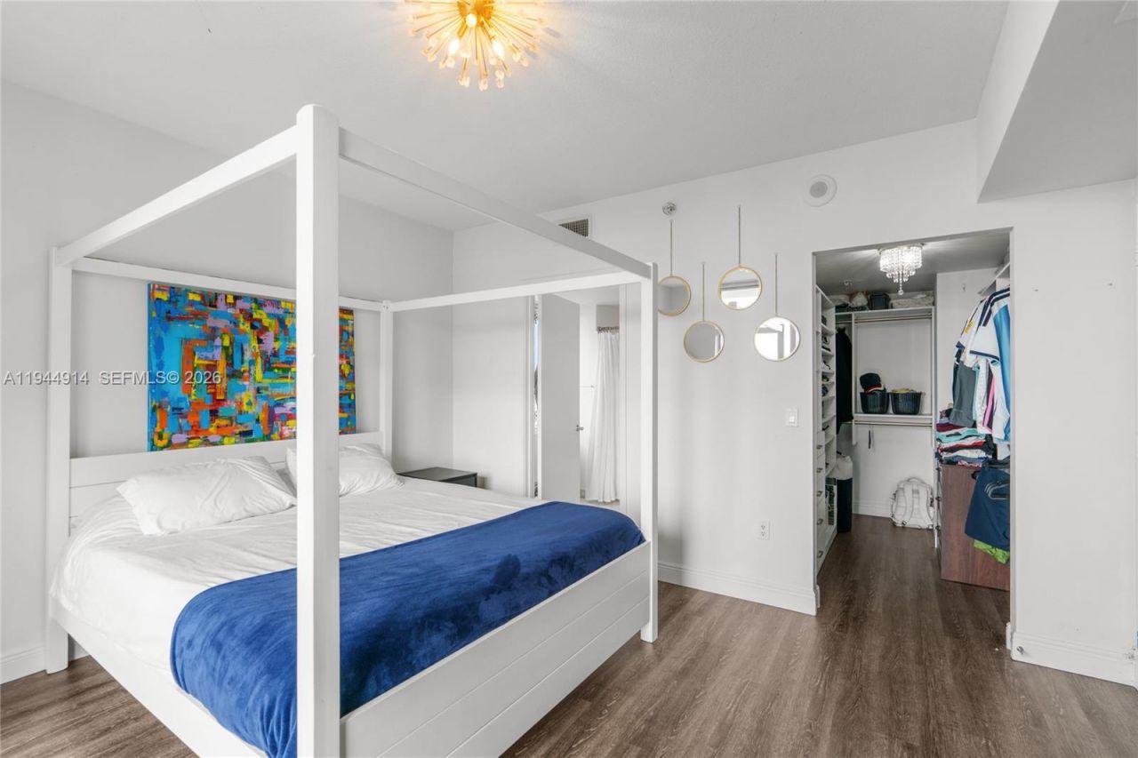 185 SW 7th St , Unit 2702, Miami, FL 33130 Photo