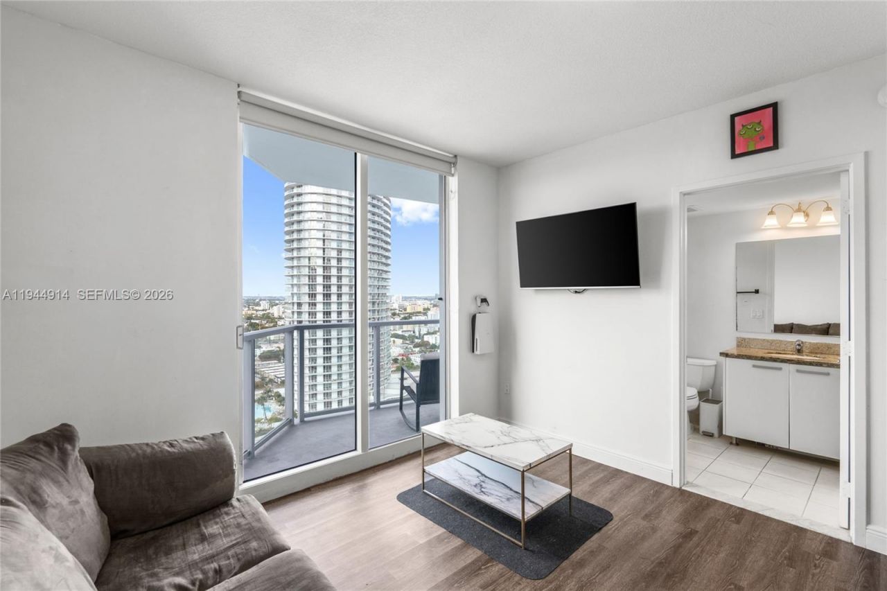 185 SW 7th St , Unit 2702, Miami, FL 33130 Photo