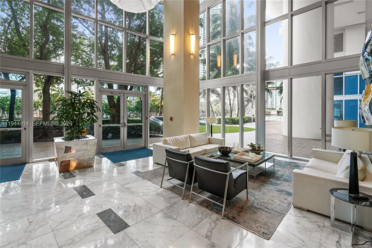 185 SW 7th St , Unit 2702, Miami, FL 33130 Photo