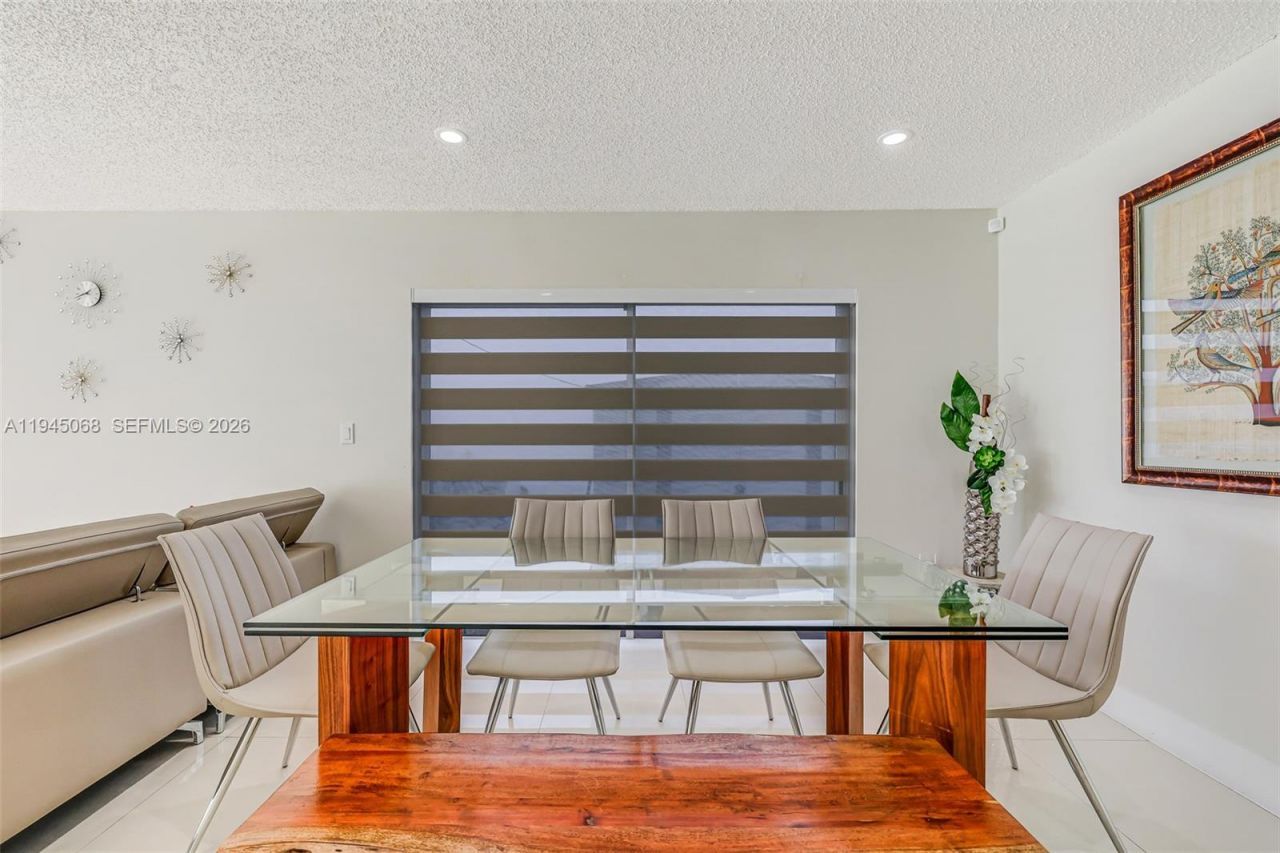 9526 SW 155th Ave, Miami, FL 33196 Photo