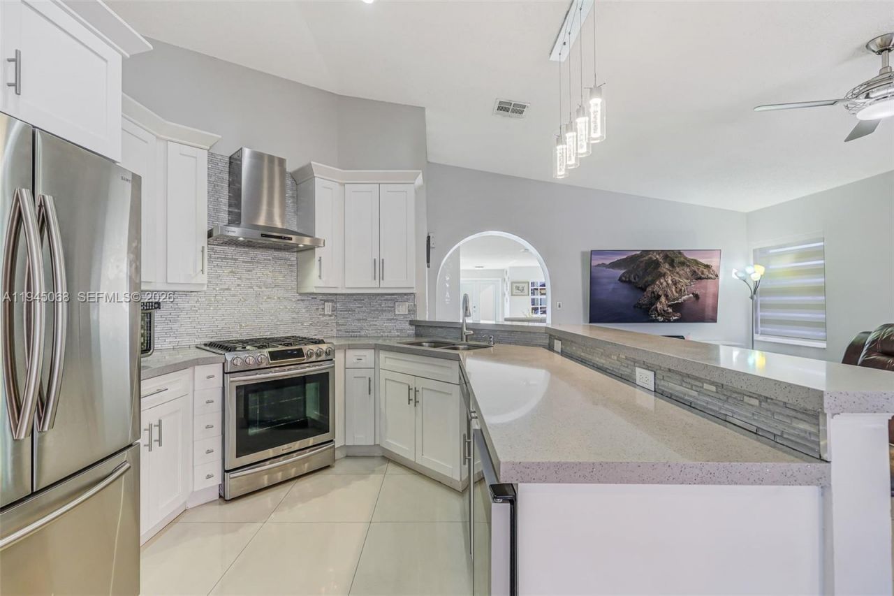 9526 SW 155th Ave, Miami, FL 33196 Photo