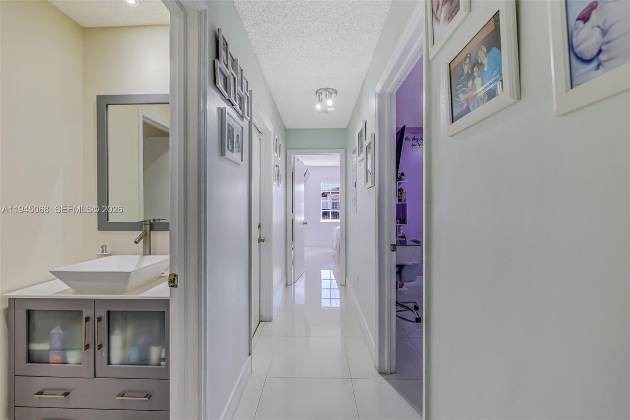 9526 SW 155th Ave, Miami, FL 33196 Photo