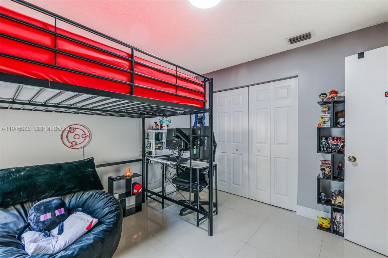 9526 SW 155th Ave, Miami, FL 33196 Photo