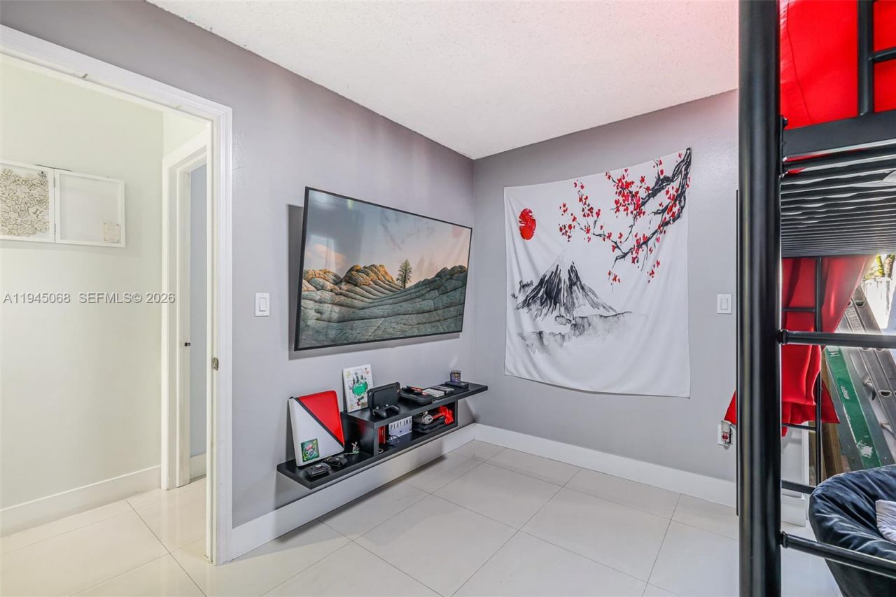 9526 SW 155th Ave, Miami, FL 33196 Photo