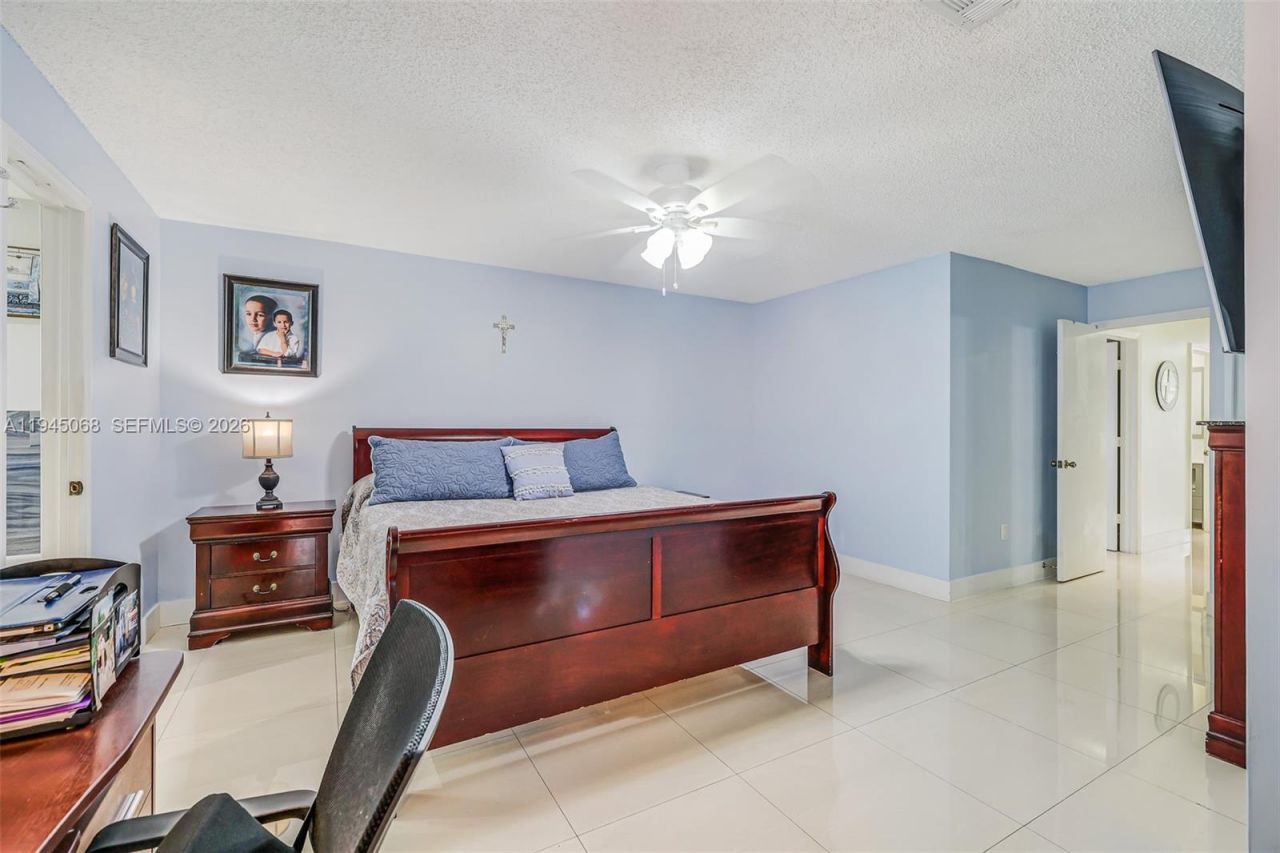 9526 SW 155th Ave, Miami, FL 33196 Photo