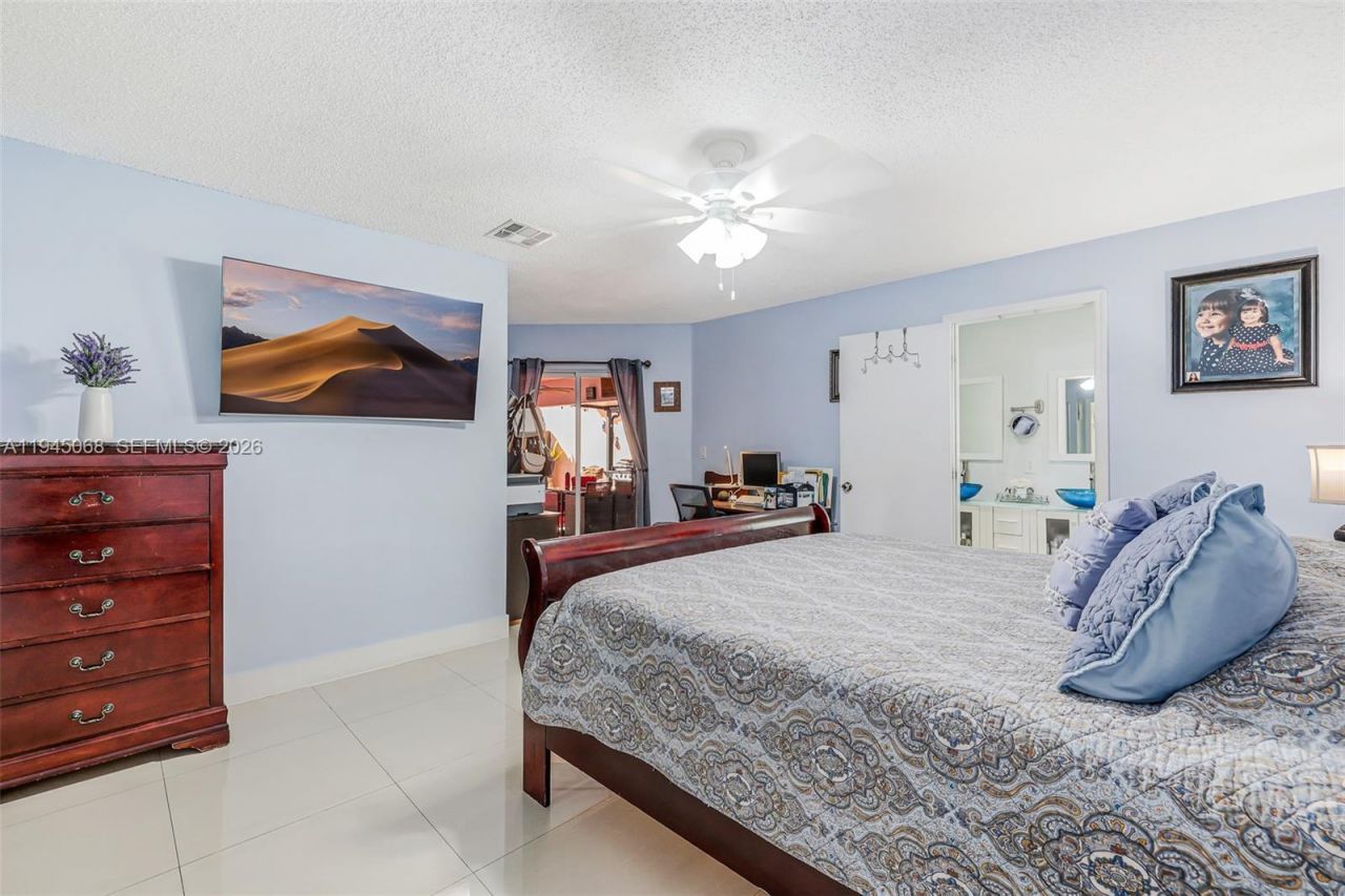 9526 SW 155th Ave, Miami, FL 33196 Photo