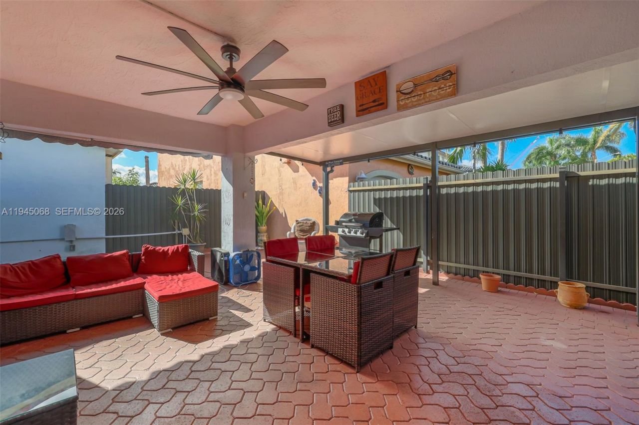 9526 SW 155th Ave, Miami, FL 33196 Photo