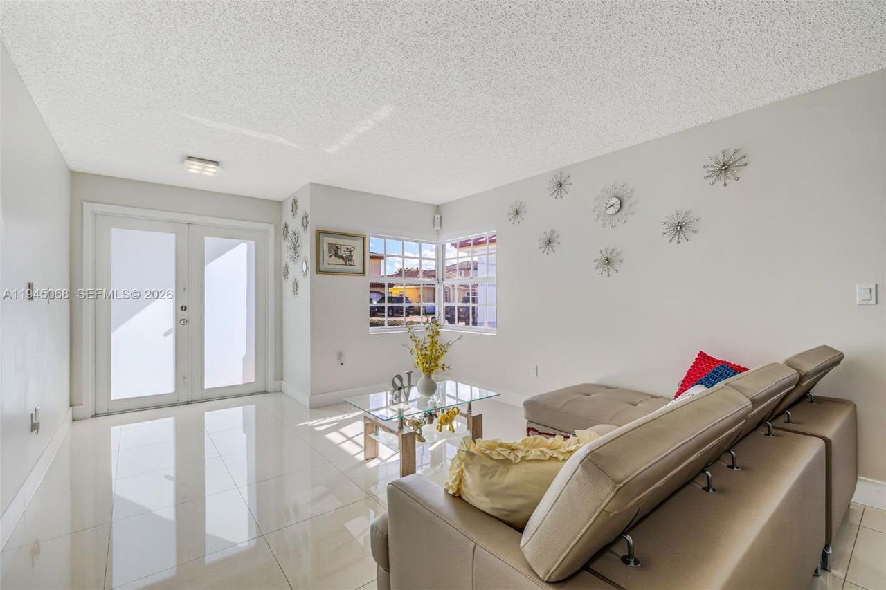 9526 SW 155th Ave, Miami, FL 33196 Photo