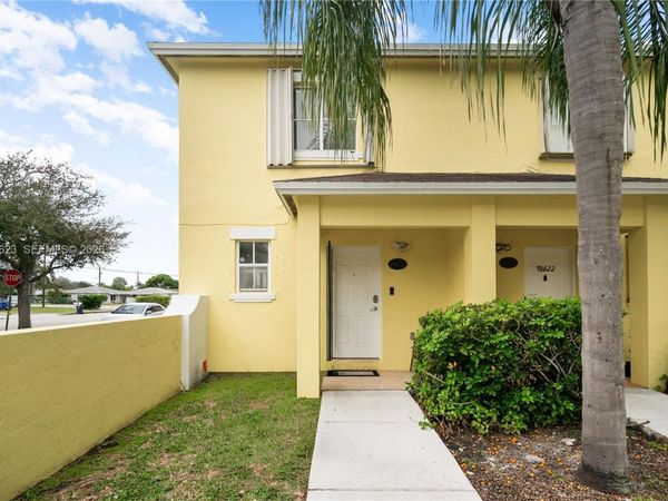 19620 SW 103rd Ct, Unit 1-1, Cutler Bay, FL 33157