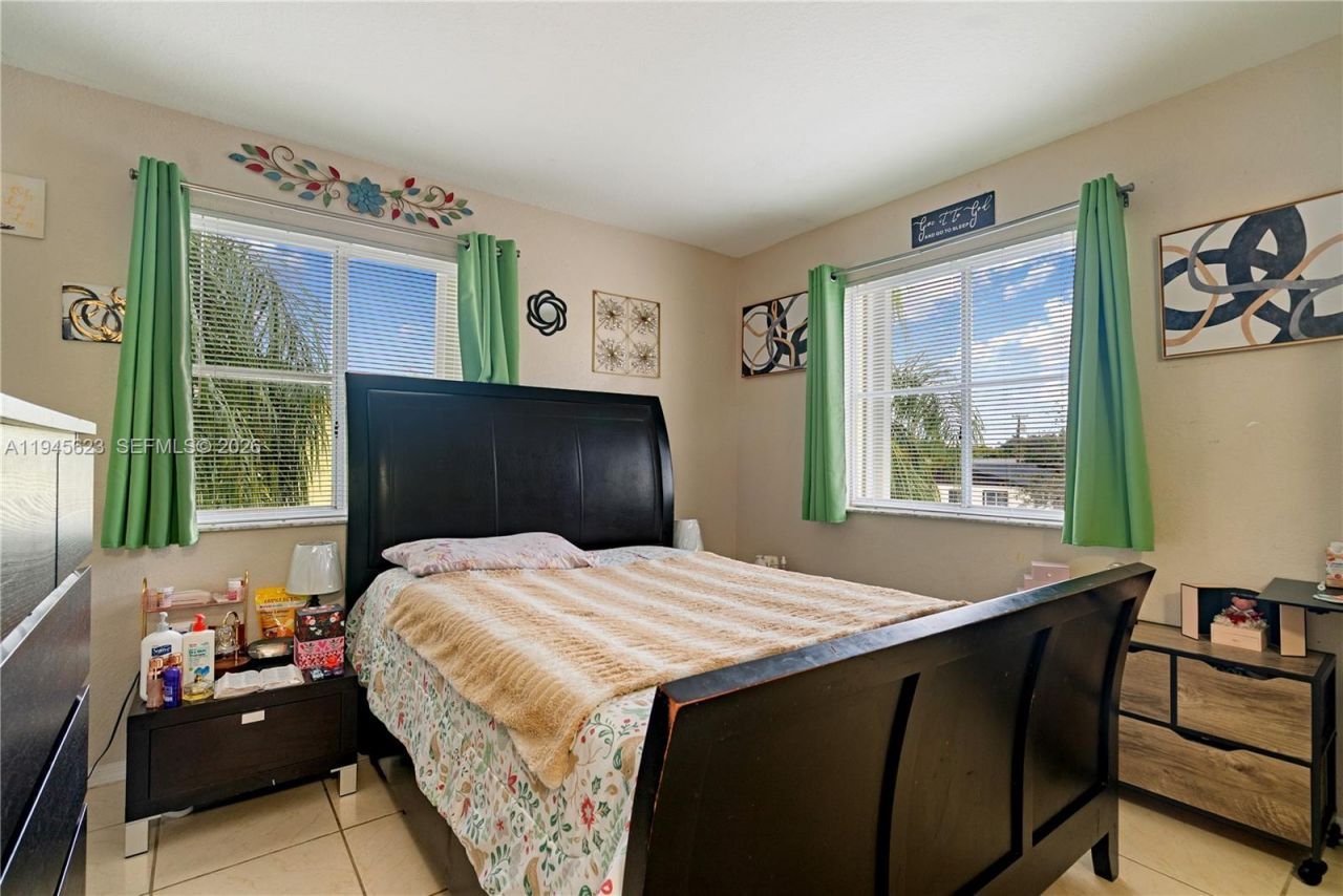 19620 SW 103rd Ct, Unit 1-1, Cutler Bay, FL 33157 Photo