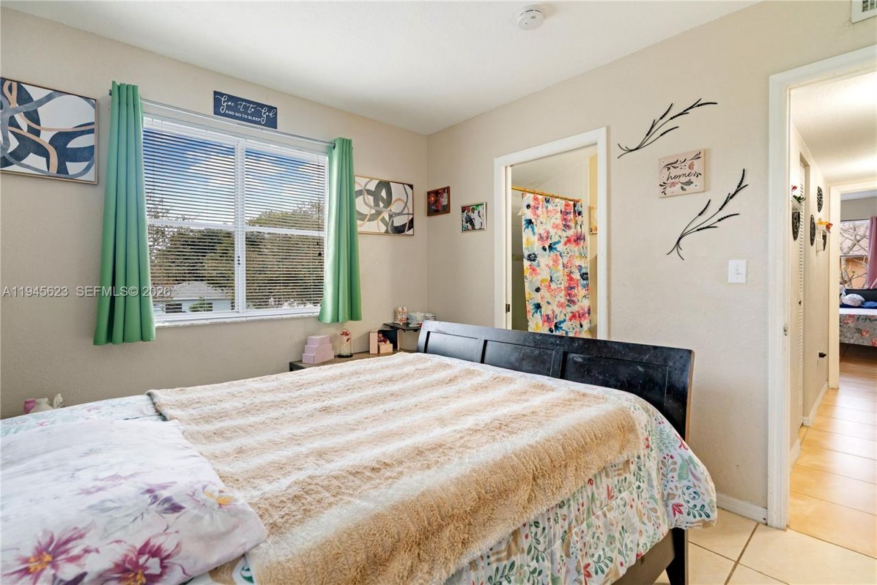 19620 SW 103rd Ct, Unit 1-1, Cutler Bay, FL 33157 Photo