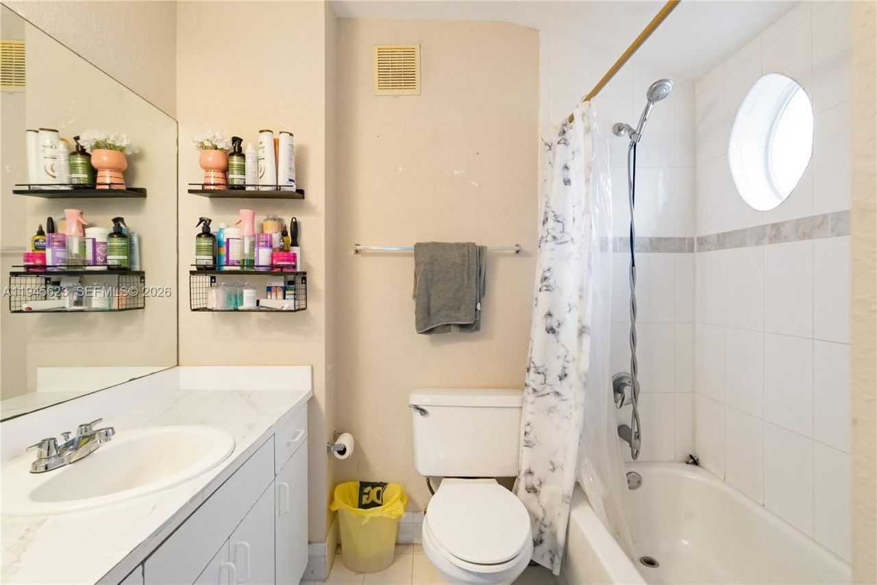 19620 SW 103rd Ct, Unit 1-1, Cutler Bay, FL 33157 Photo