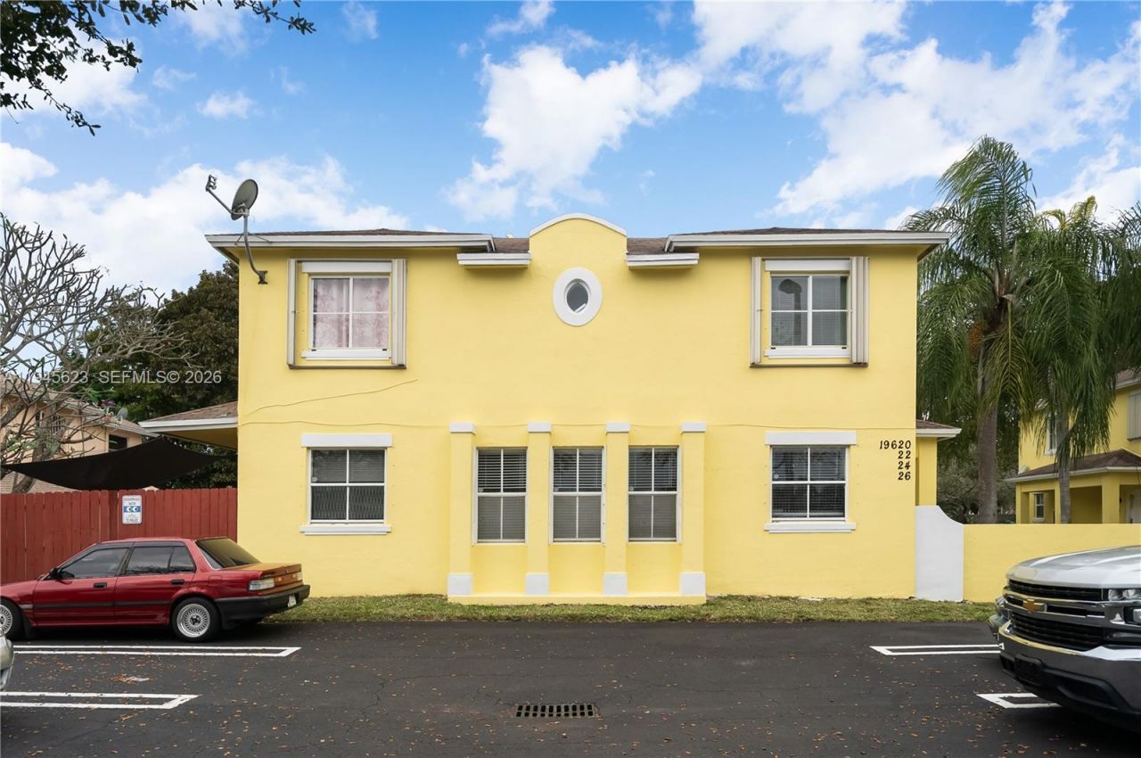 19620 SW 103rd Ct, Unit 1-1, Cutler Bay, FL 33157 Photo