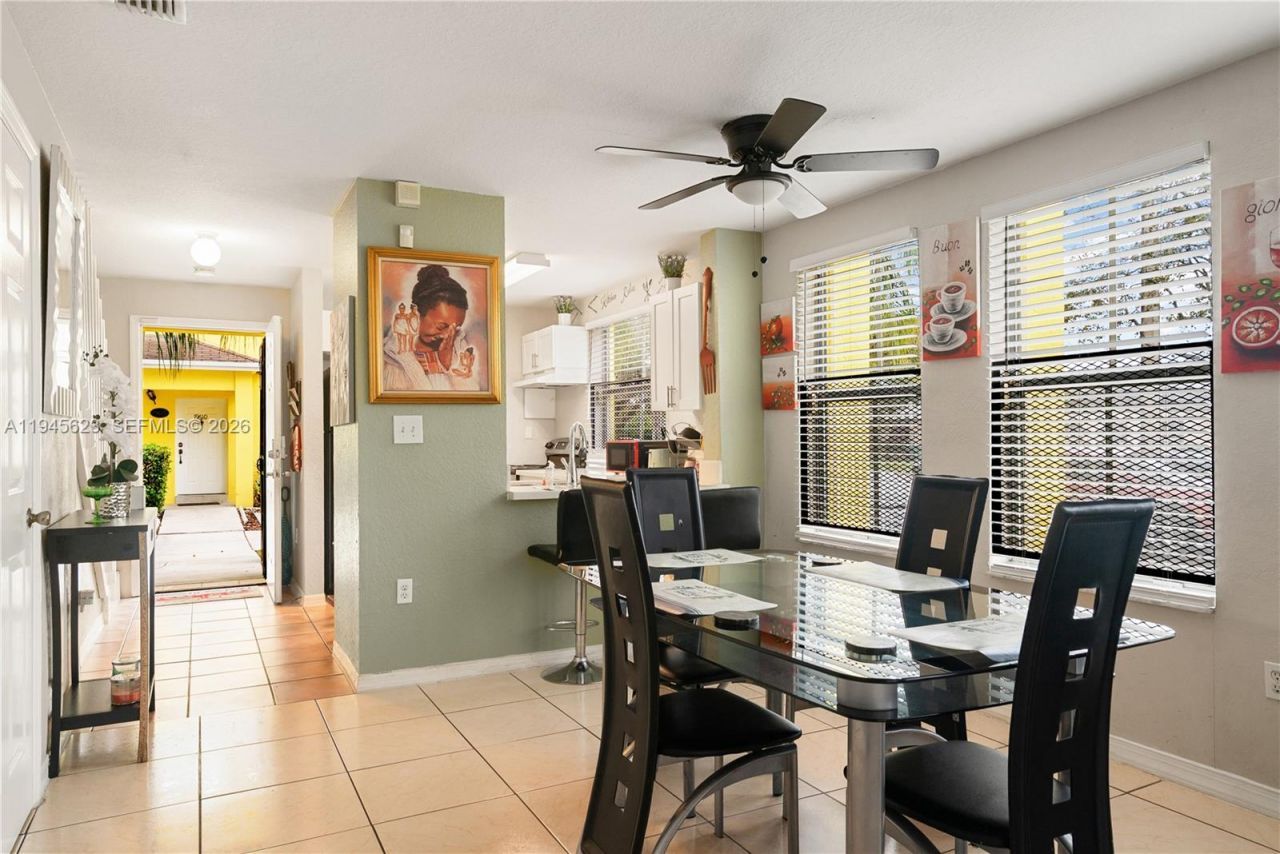 19620 SW 103rd Ct, Unit 1-1, Cutler Bay, FL 33157 Photo