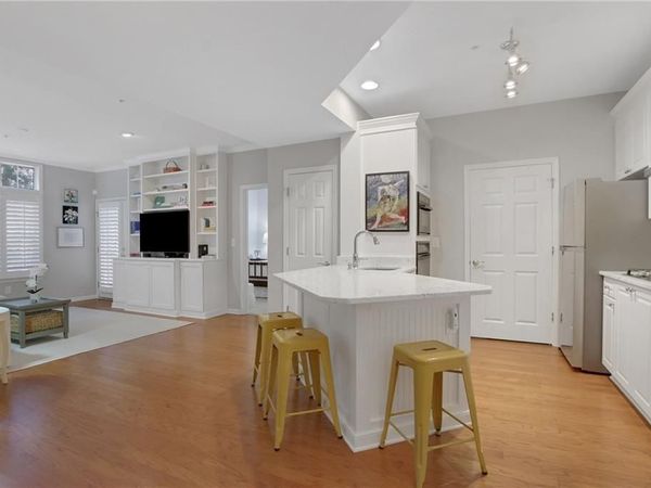 424 Lindbergh Drive NE, Unit 203, Atlanta, GA 30305