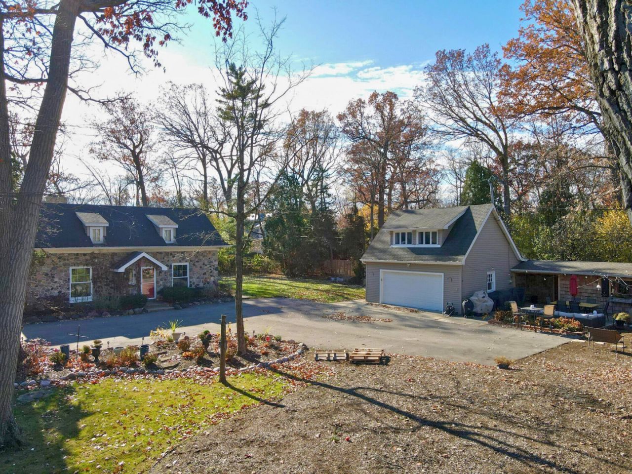 1800 Telegraph Road, Bannockburn, IL 60015 Main Photo