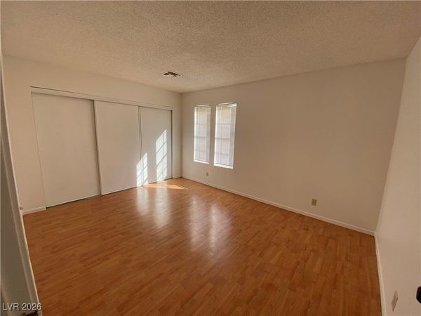 6544 Ironbark Lane, Las Vegas, NV 89107