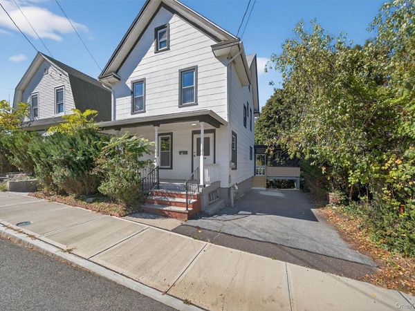 26 Ridge Street, Middletown, NY 10940