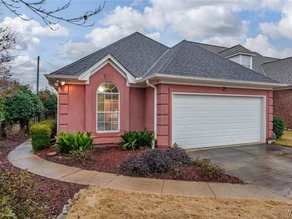 25 HIGHLAND Manor, Tuscaloosa, AL 35406