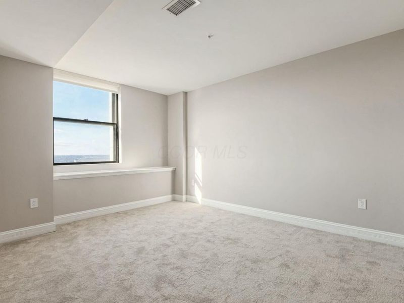 50 W Broad Street, Unit 2403, Columbus, OH 43215 Photo 10