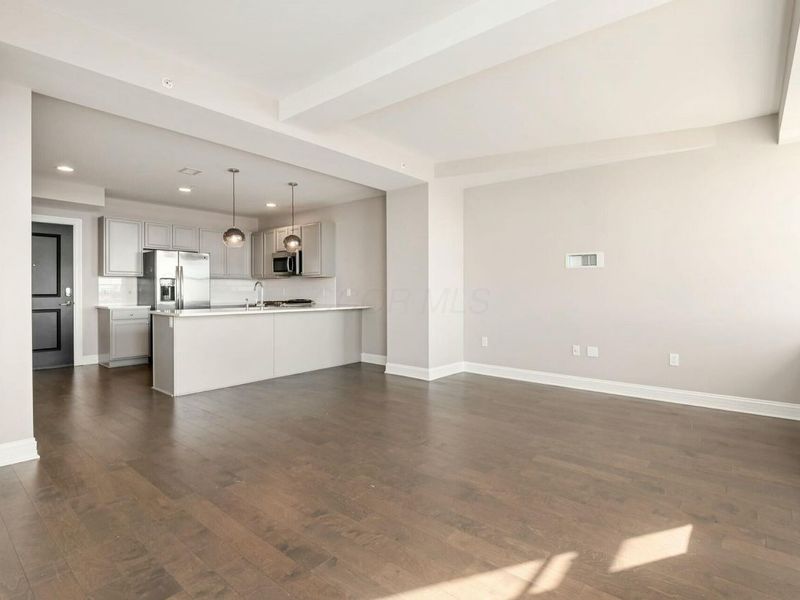 50 W Broad Street, Unit 2403, Columbus, OH 43215 Photo 4