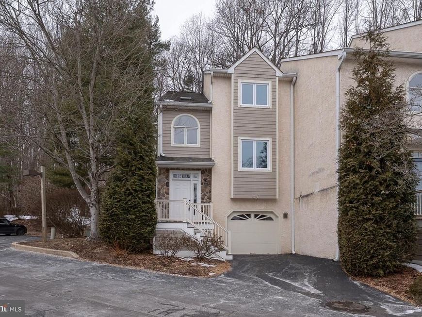 514 Waters Edge, Newtown Square, PA 19073 Main Photo