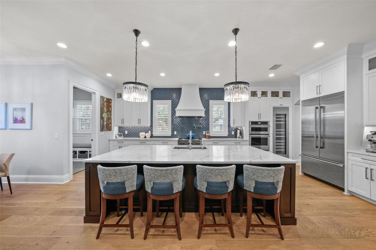 3301 W Lawn Avenue, Tampa, FL 33611 Photo