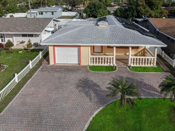 3730 NE 13th Terrace, Pompano Beach, FL 33064