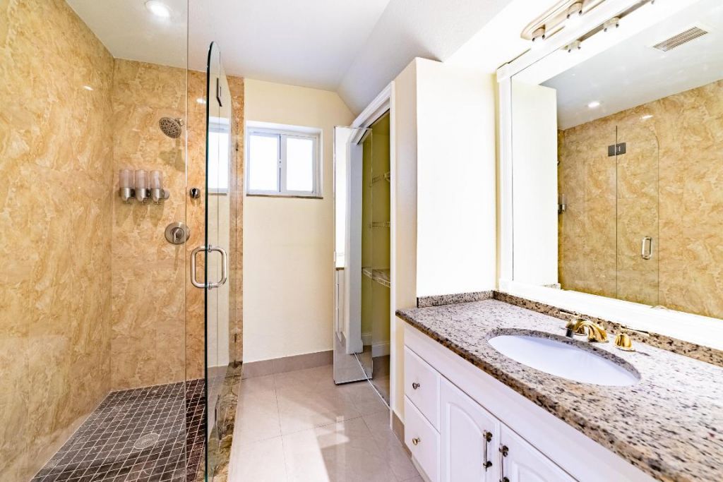 3730 NE 13th Terrace, Pompano Beach, FL 33064 Photo