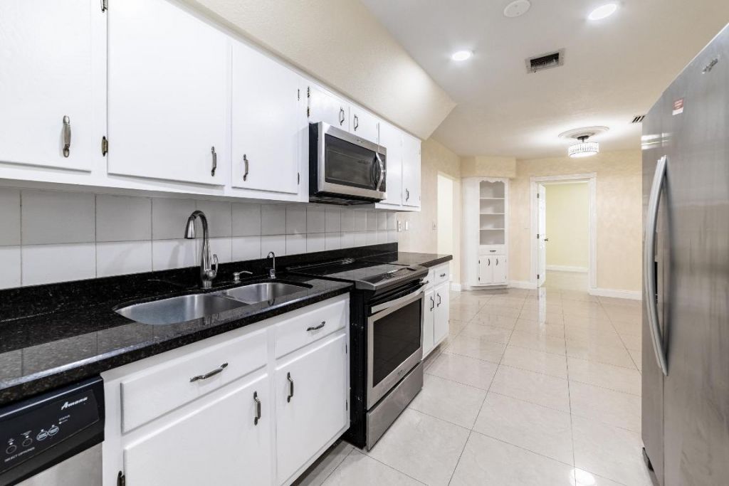 3730 NE 13th Terrace, Pompano Beach, FL 33064 Photo