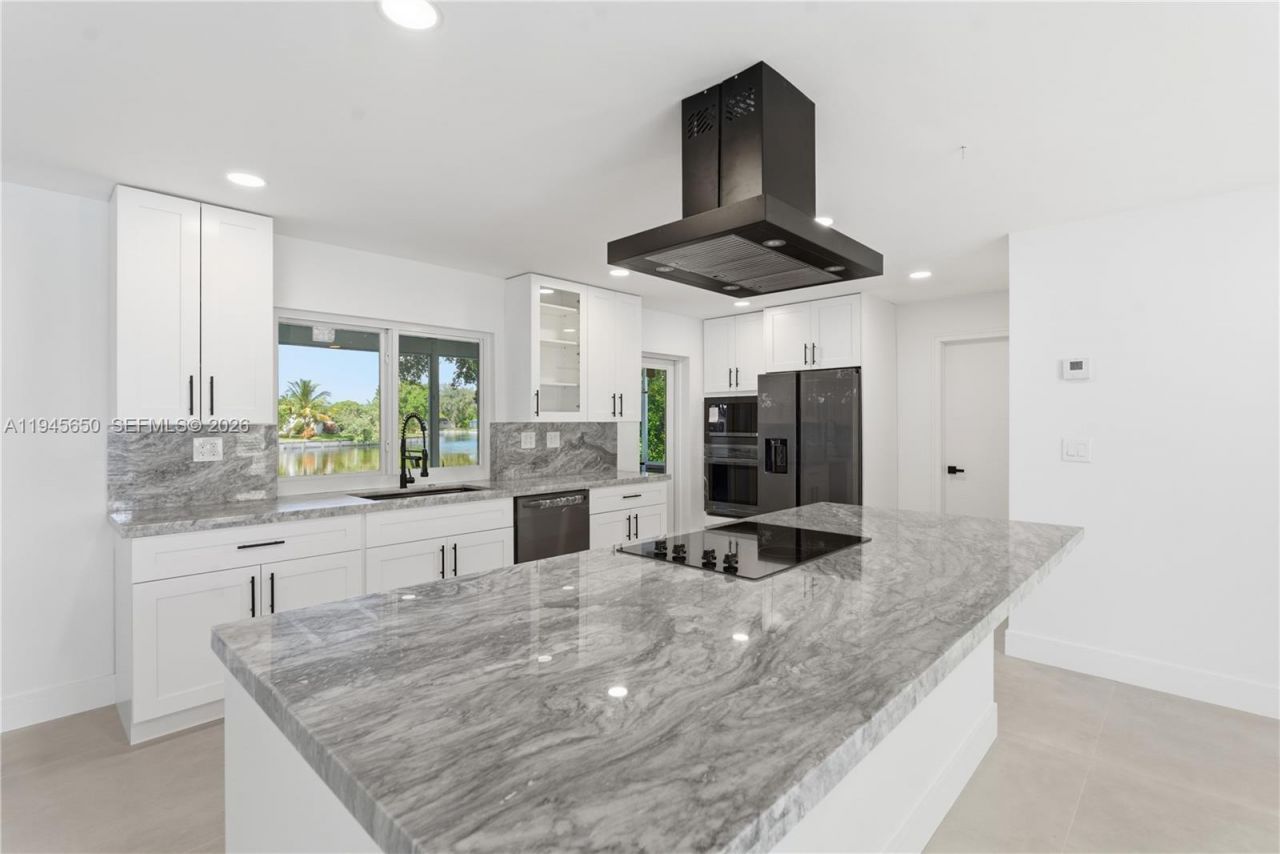 5805 NW 72nd Ave , Tamarac, FL 33321 Photo