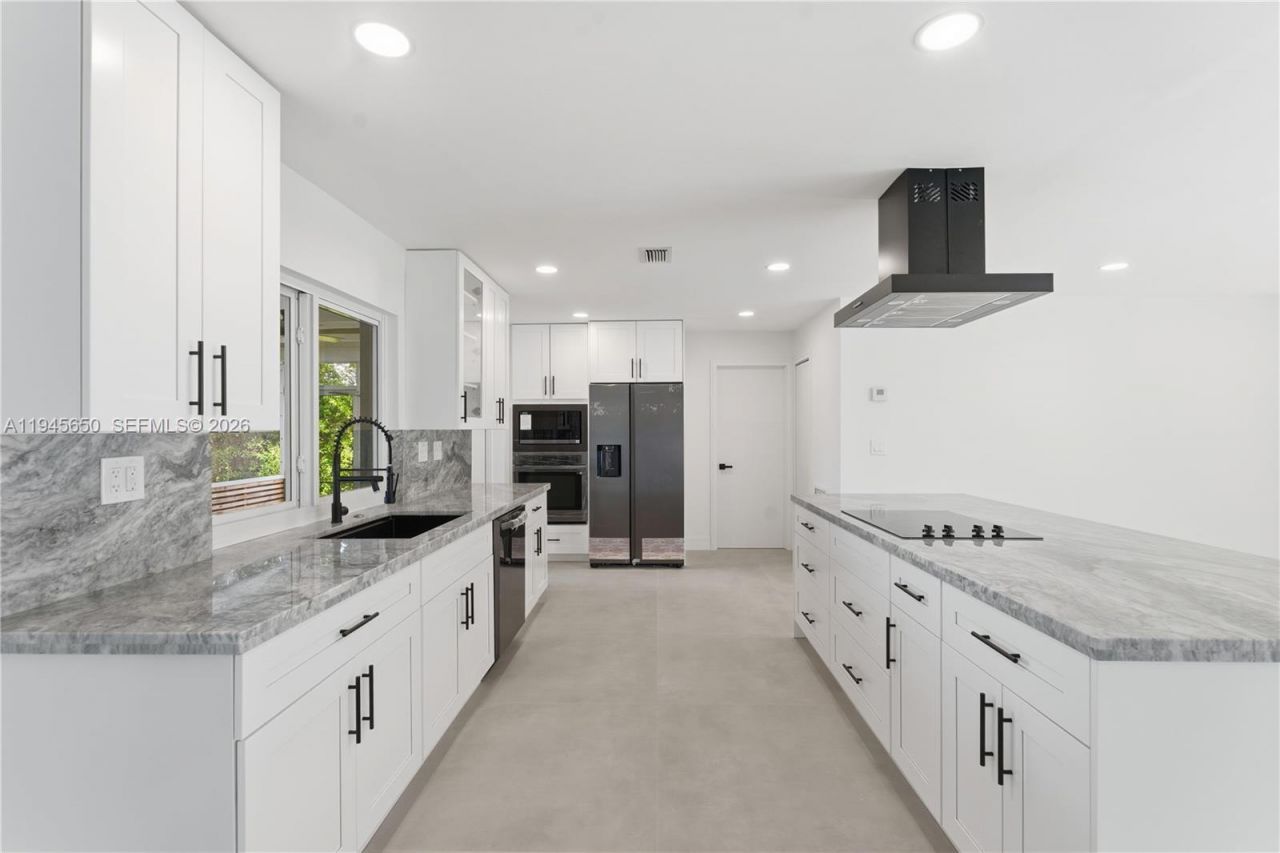 5805 NW 72nd Ave , Tamarac, FL 33321 Photo