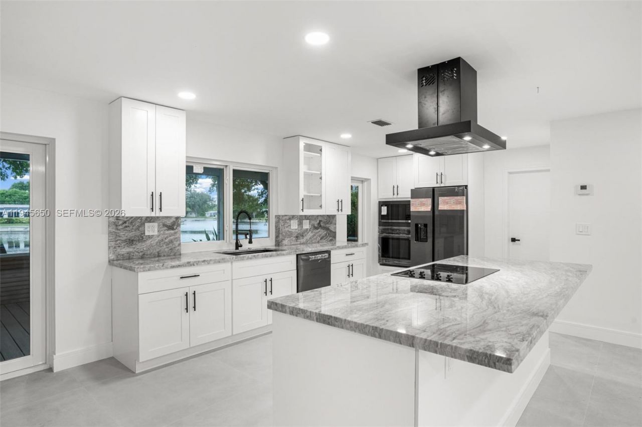 5805 NW 72nd Ave , Tamarac, FL 33321 Photo