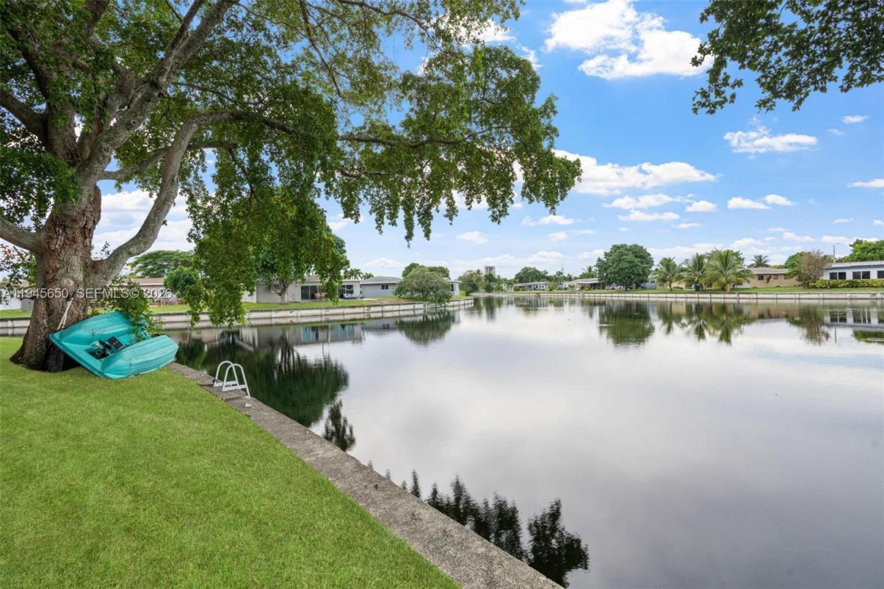 5805 NW 72nd Ave , Tamarac, FL 33321 Photo