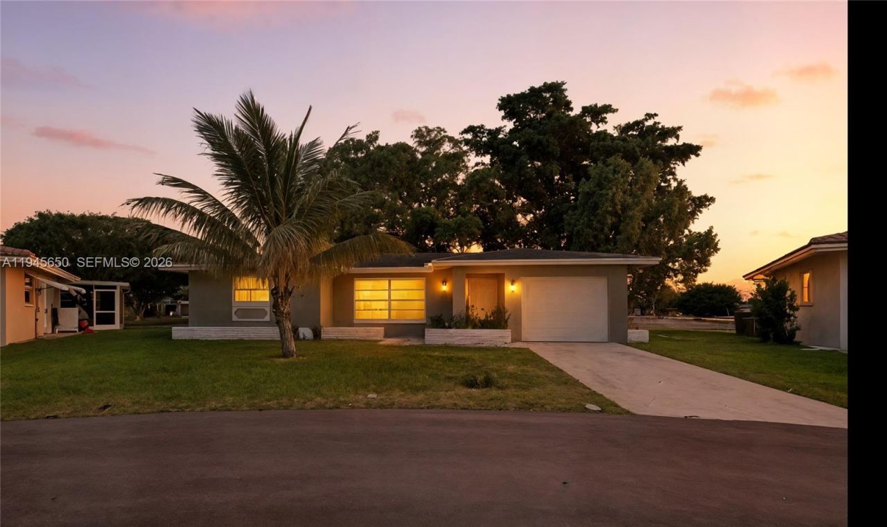 5805 NW 72nd Ave , Tamarac, FL 33321 Photo