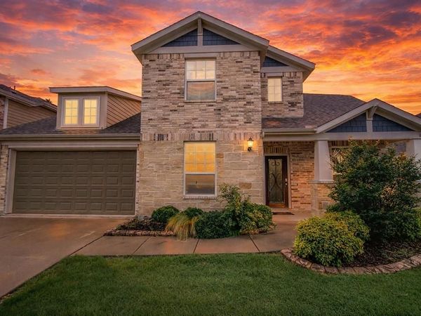 1725 Settlement Way , Aubrey, TX 76227