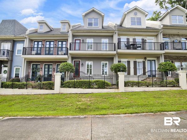 101 N Fairhope Court, Unit 16, Fairhope, AL 36532