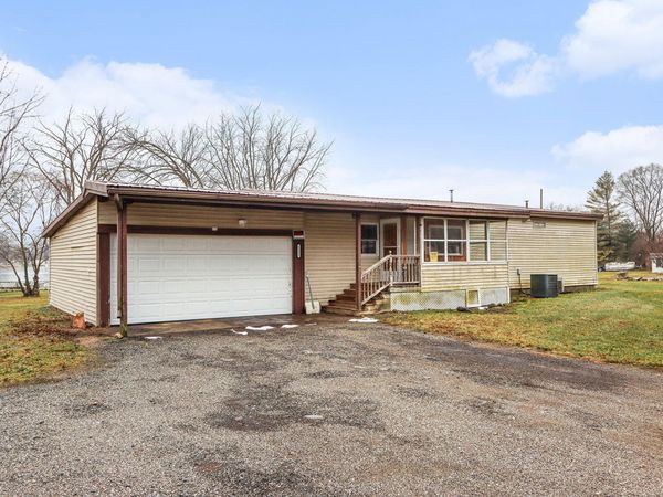 1121 Heights Drive, Colon, MI 49040