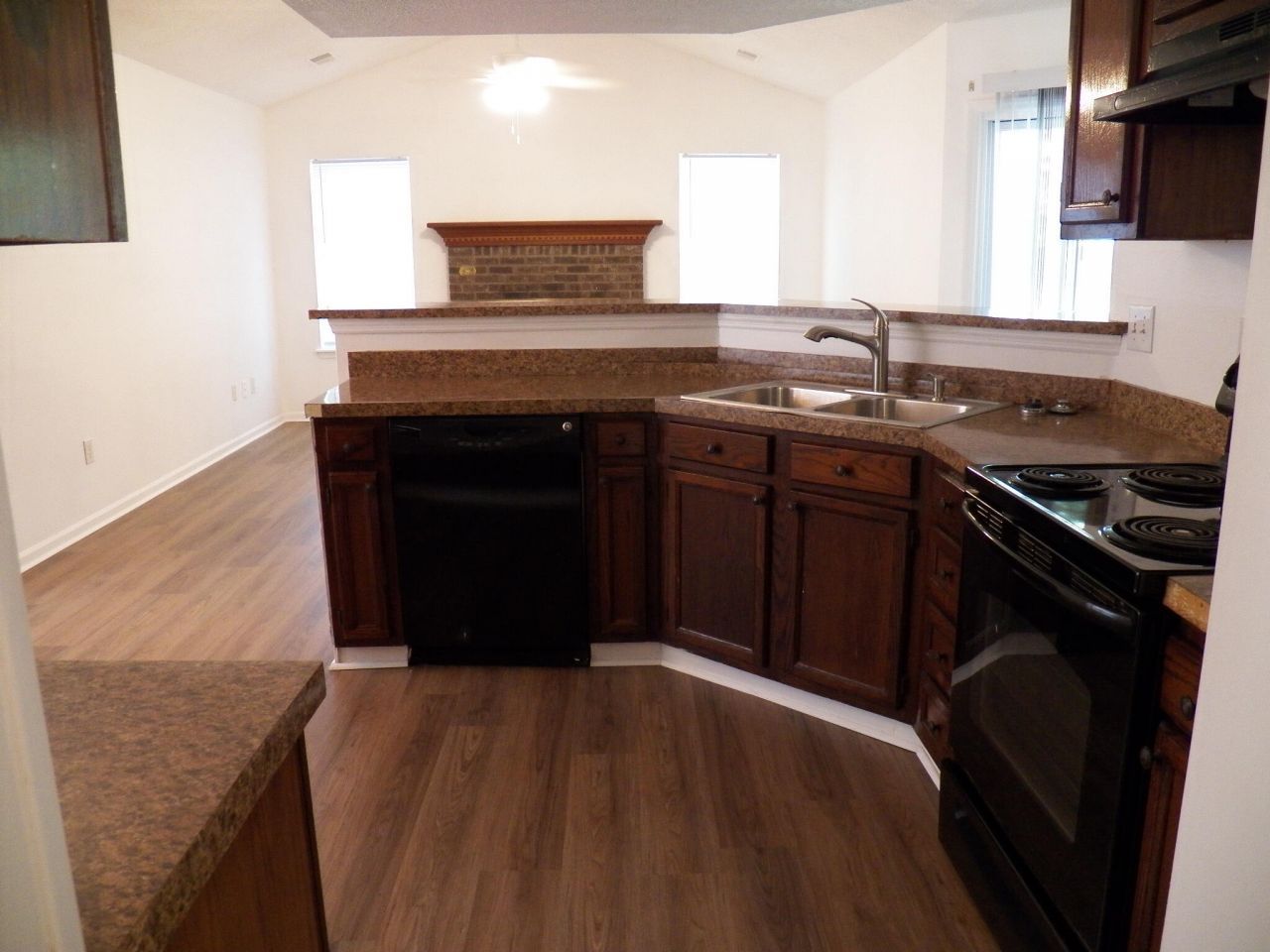 8382 Water Ash Way Photo 5