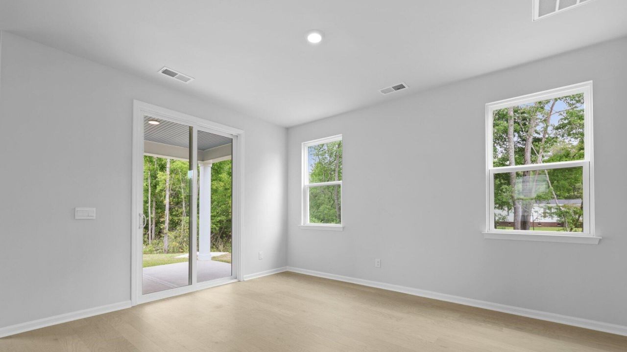 225 Seele Street Photo 13