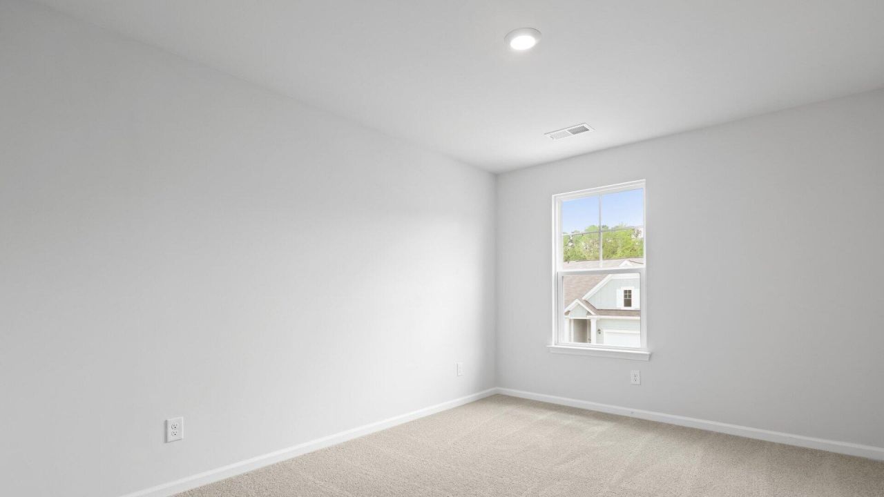 225 Seele Street Photo 19